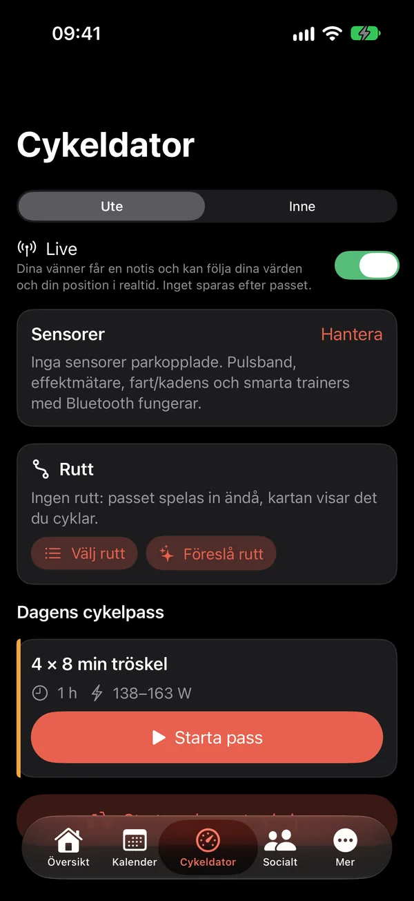 The bike computer's start screen: outdoors or indoors, live, sensors, route and today's ride with the start button.