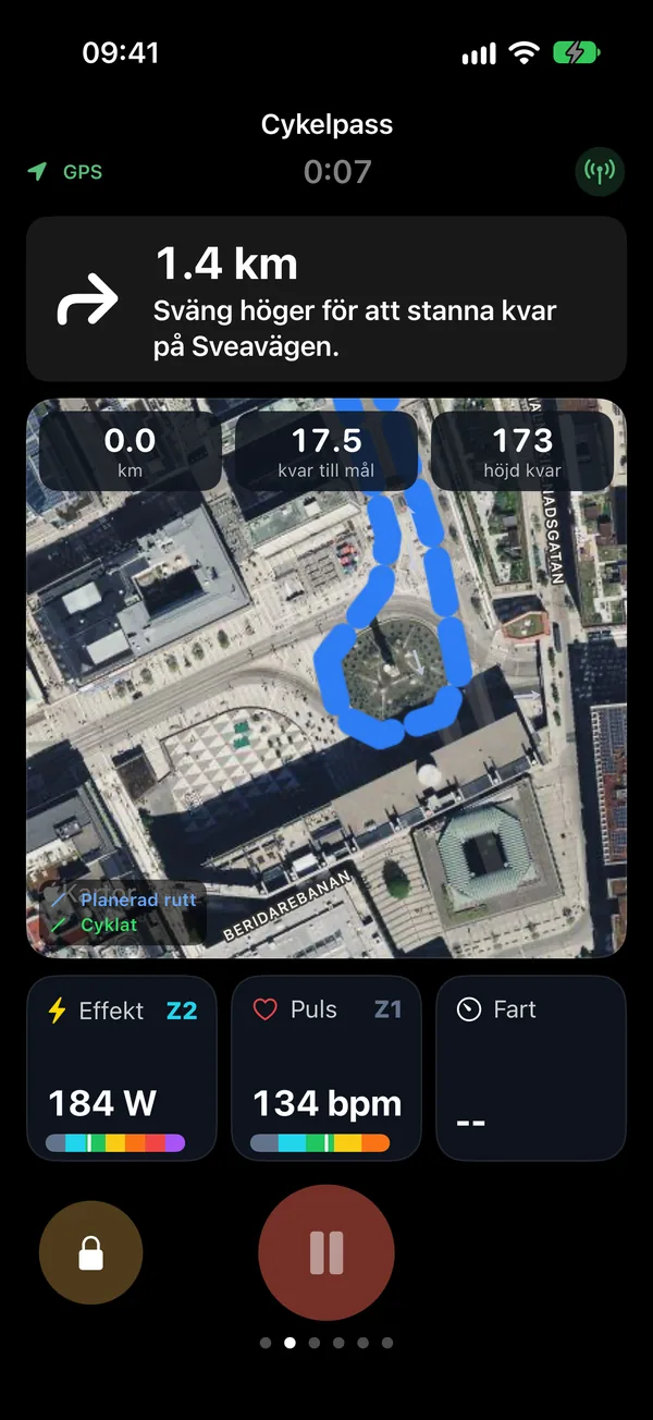 The navigation screen: the next turn in 1.4 km, the map around you with the route, distance and climbing left to the finish, and power, heart rate and speed.
